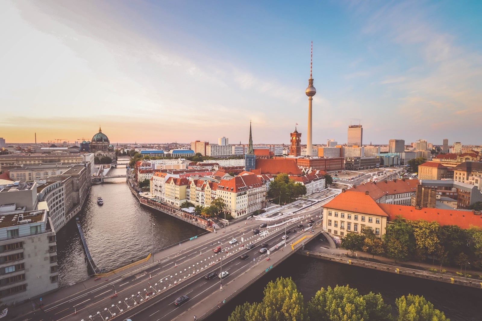 florian-wehde-1uWanmgkd5g-unsplash (1)