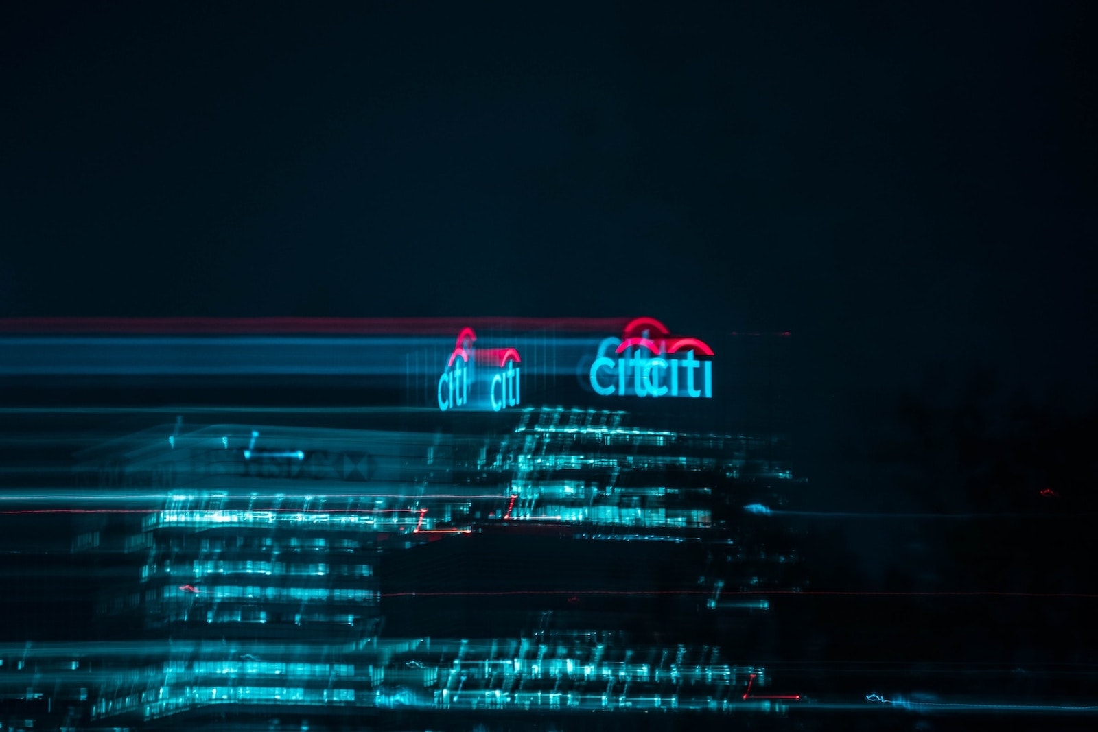 miquel-parera-ocTOaqFzkW0-unsplash