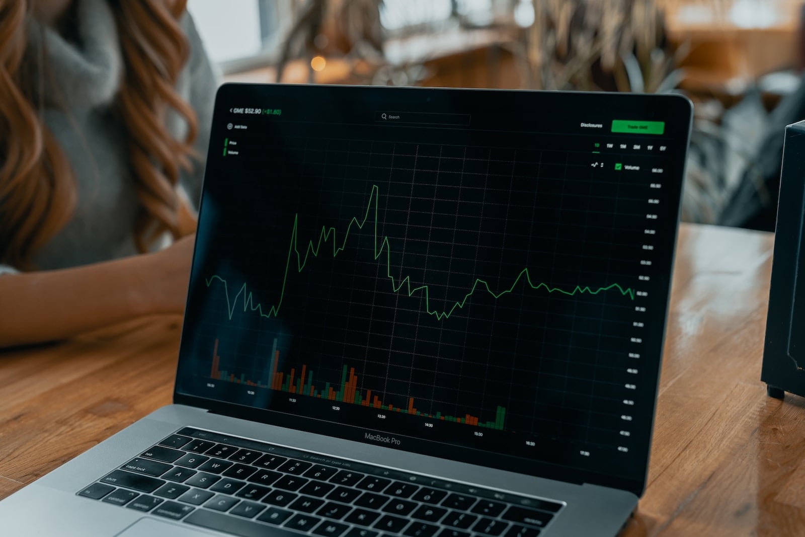 tech-daily-ztYmIQecyH4-unsplash