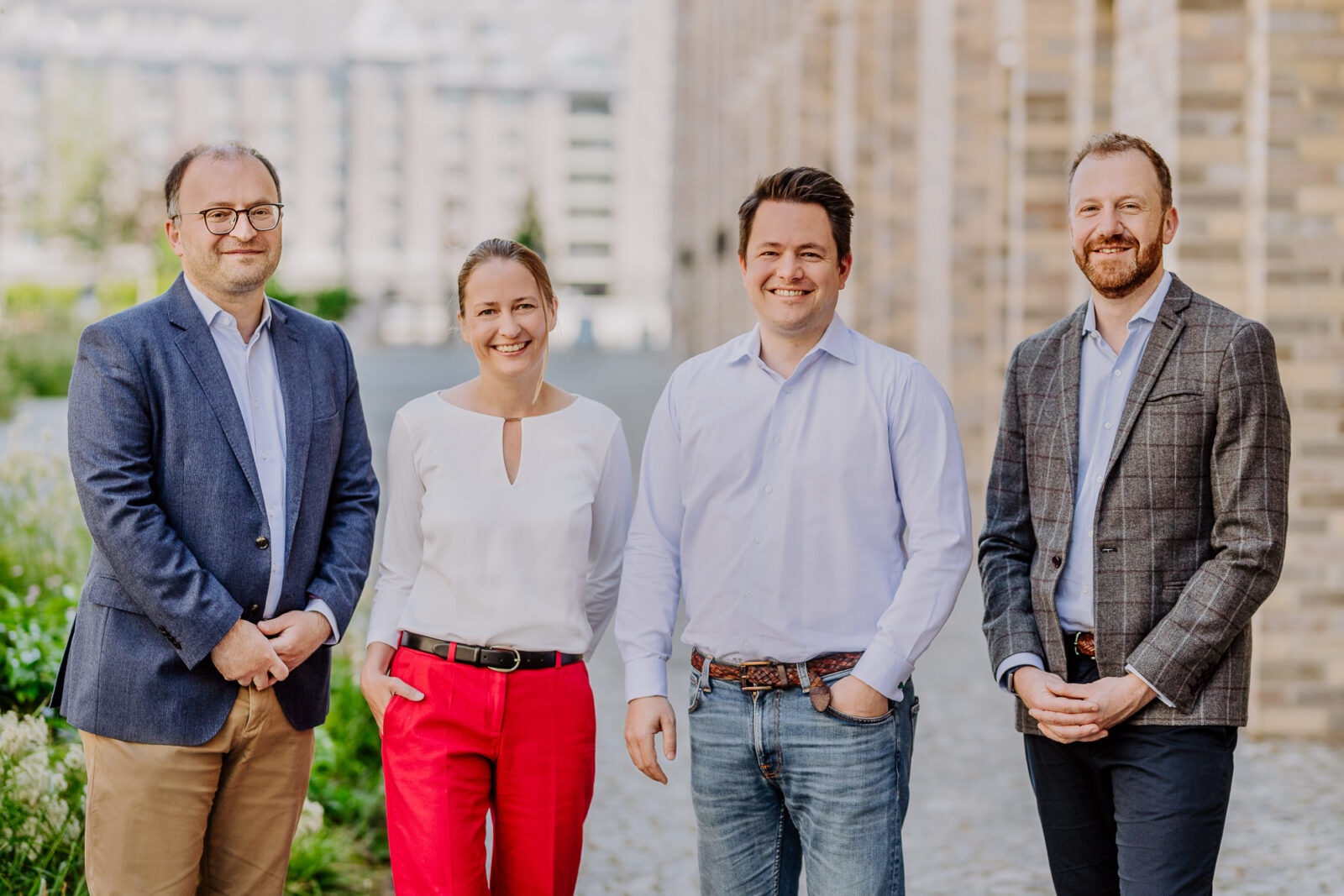 web1_raisin-MD-team_tamaz-georgadze_katharina-lueth_michael-stephan_frank-freund_-(c)lukas_schramm copy